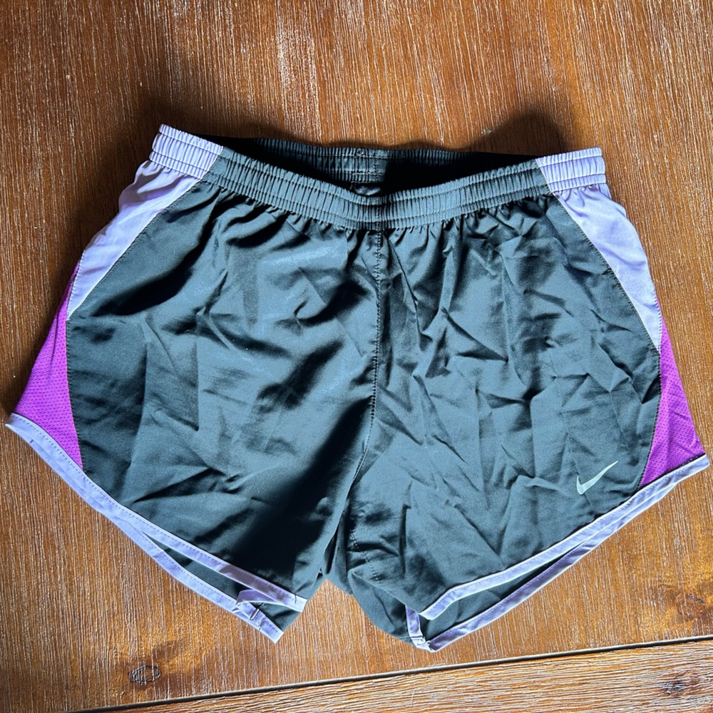 Nike Dri-Fit Women’s Tempo Shorts Lined Black and Purple